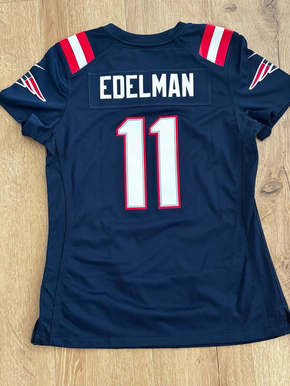 Nike New England Patriots Julian Edelman #11 Women's Game Jersey Navy Medium - Picture 2 of 8